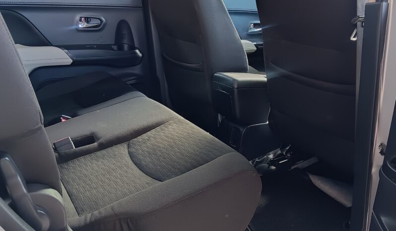 
								TOYOTA RUSH 1.5 G MANUAL 2021 full									