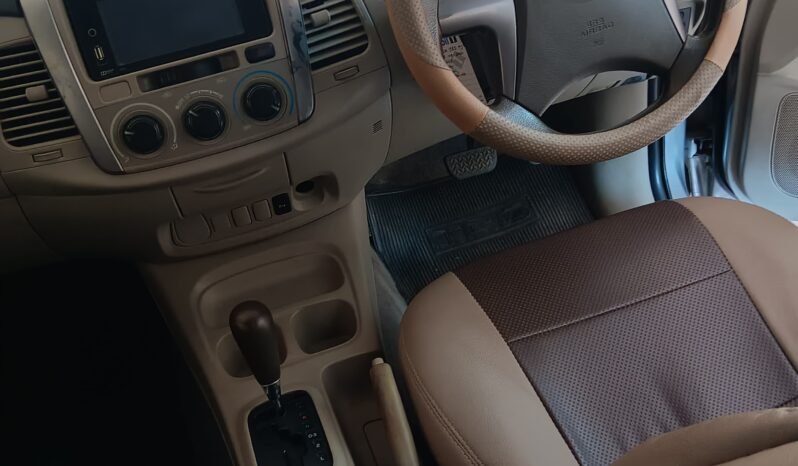 
								TOYOTA INNOVA 2.0 G MATIC 2015 full									