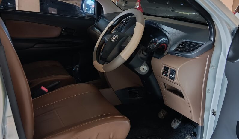 
								TOYOTA AVANZA 1.3 E MANUAL 2018 full									