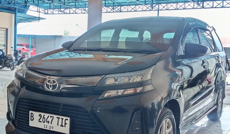 
								TOYOTA AVANZA VELOZ 1.3 MANUAL full									