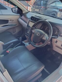 
										TOYOTA AVANZA 1.3 G MANUAL 2021 full									