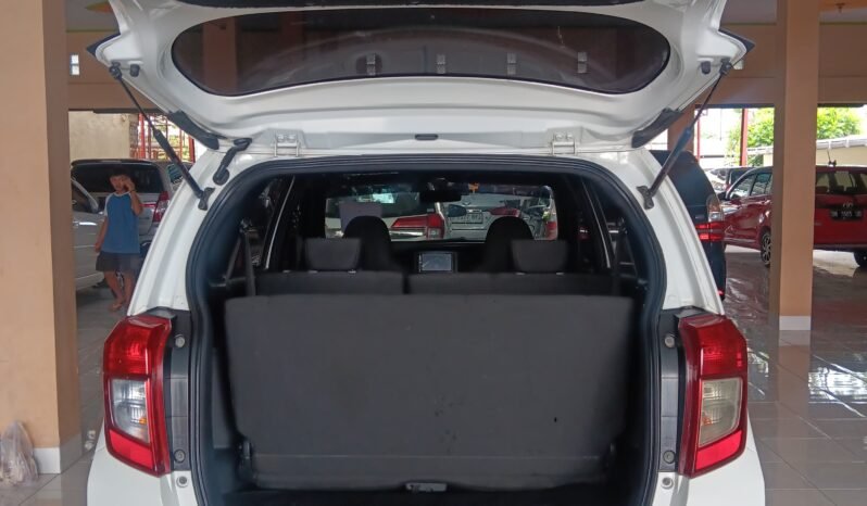 
								DAIHATSU SIGRA 1.0 D MANUAL 2022 full									