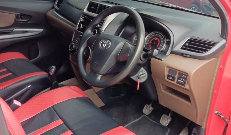 
								TOYOTA AVANZA 1.3 G MANUAL full									