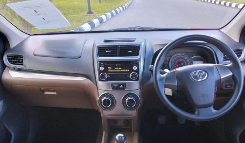 
								TOYOTA AVANZA 1.3 G MANUAL 2017 full									
