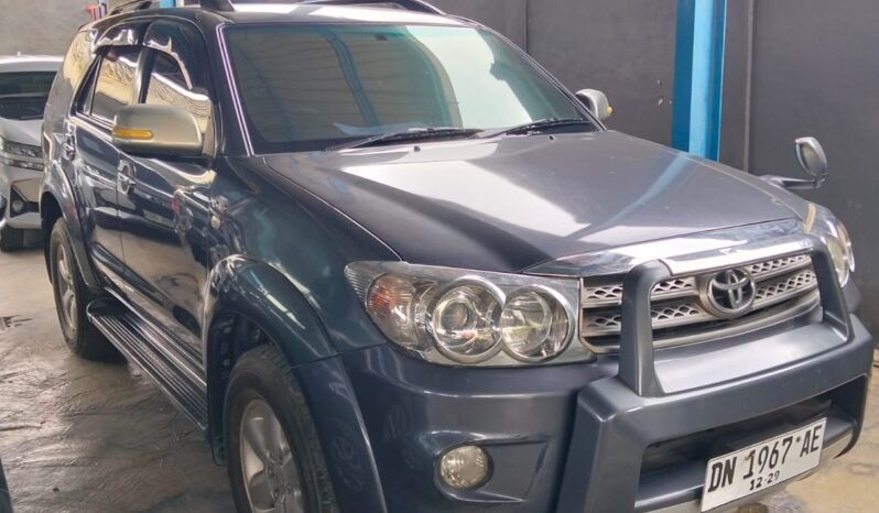 
								TOYOTA FORTUNER G DIESEL MANUAL 2010 full									