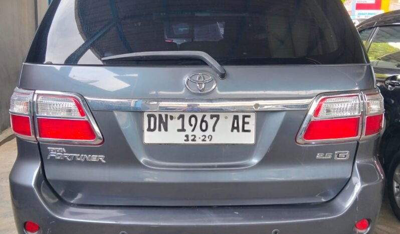 
								TOYOTA FORTUNER G DIESEL MANUAL 2010 full									