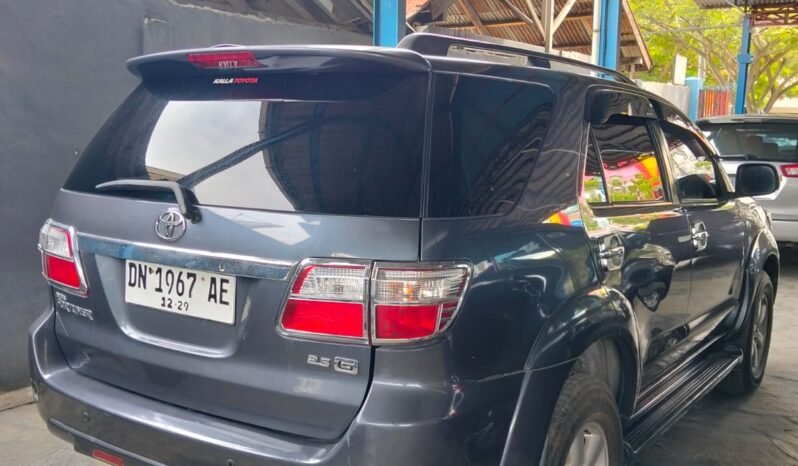 
								TOYOTA FORTUNER G DIESEL MANUAL 2010 full									