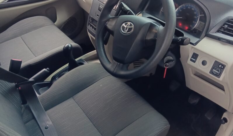 
								TOYOTA AVANZA E 1.3 MANUAL 2019 full									