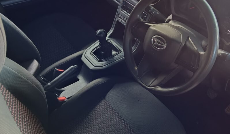 
								DAIHATSU XENIA 1.3 X MANUAL 2023 full									