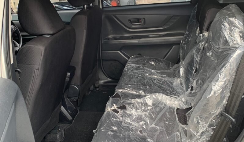 
								TOYOTA AVANZA E 1.3 MANUAL 2024 full									