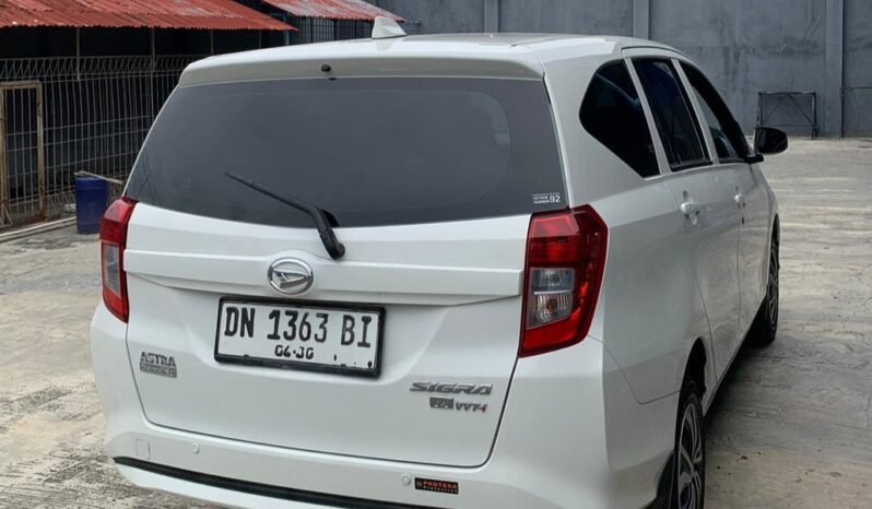 
								DAIHATSU SIGRA 1,0 M PUTIH 2025 full									